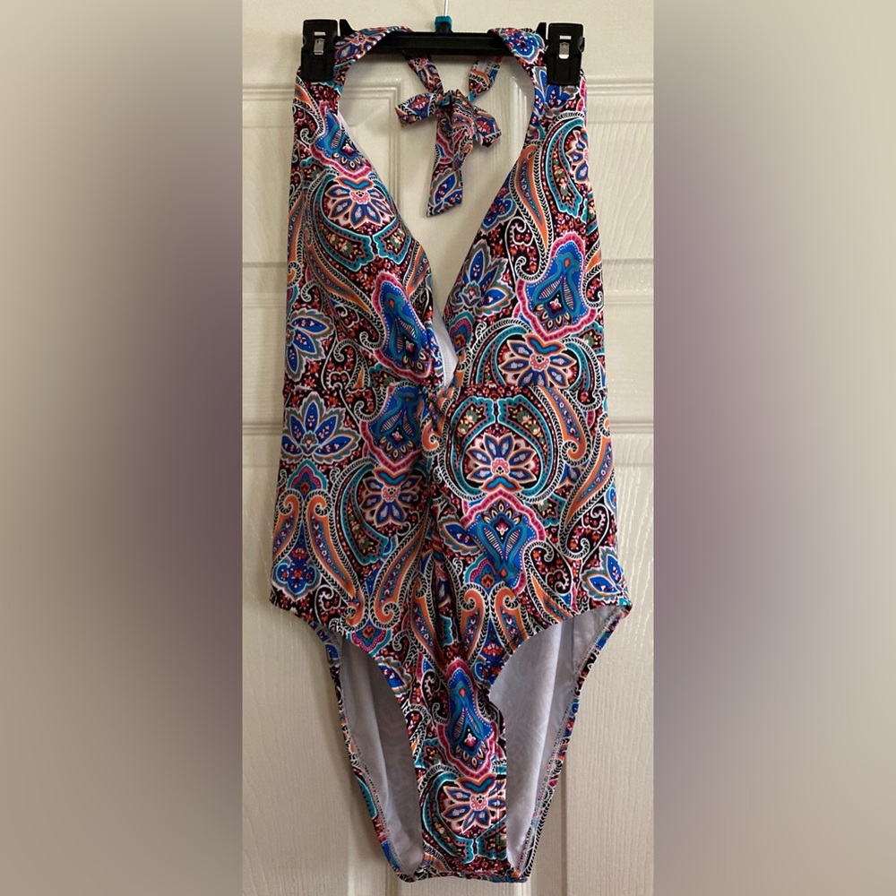 NWT Ladies Jantzen one piece swimsuit